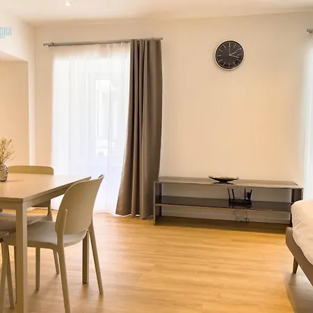 Imbriani 10b Tirabora Short Rent Appartement